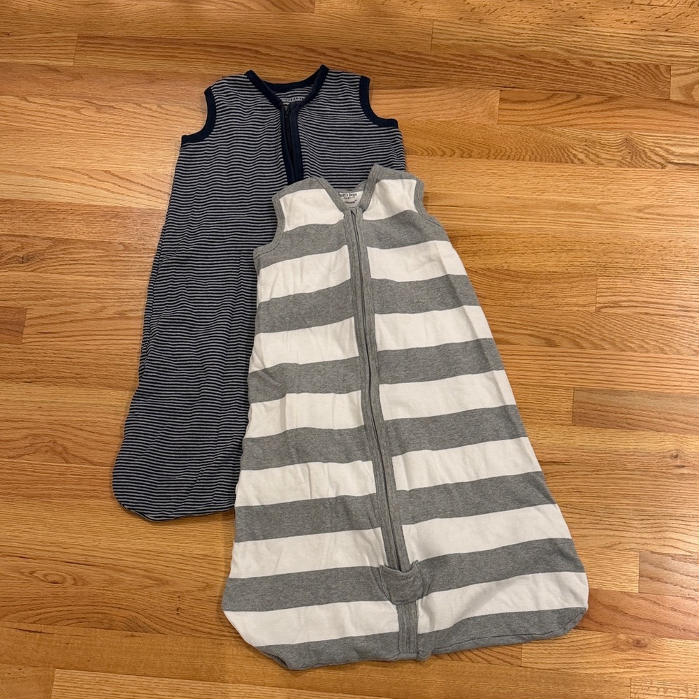 Burts Bees - two sleep sacks - sz 6-12M